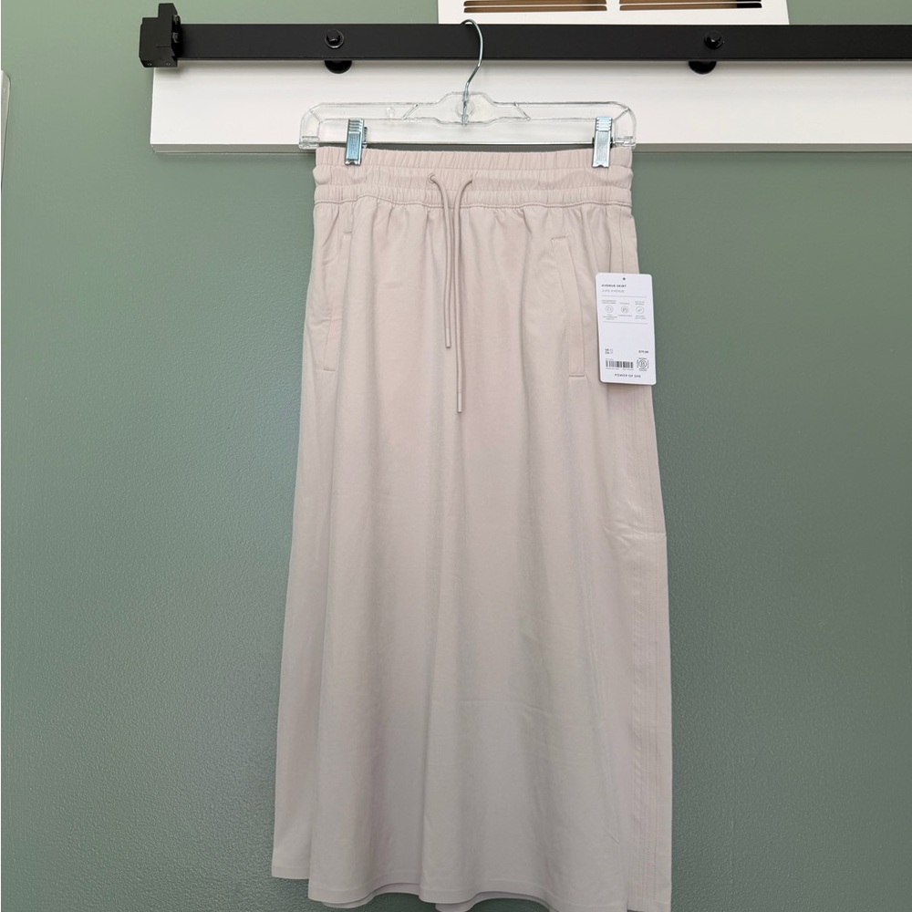 Athleta avenue  Skirt net XS